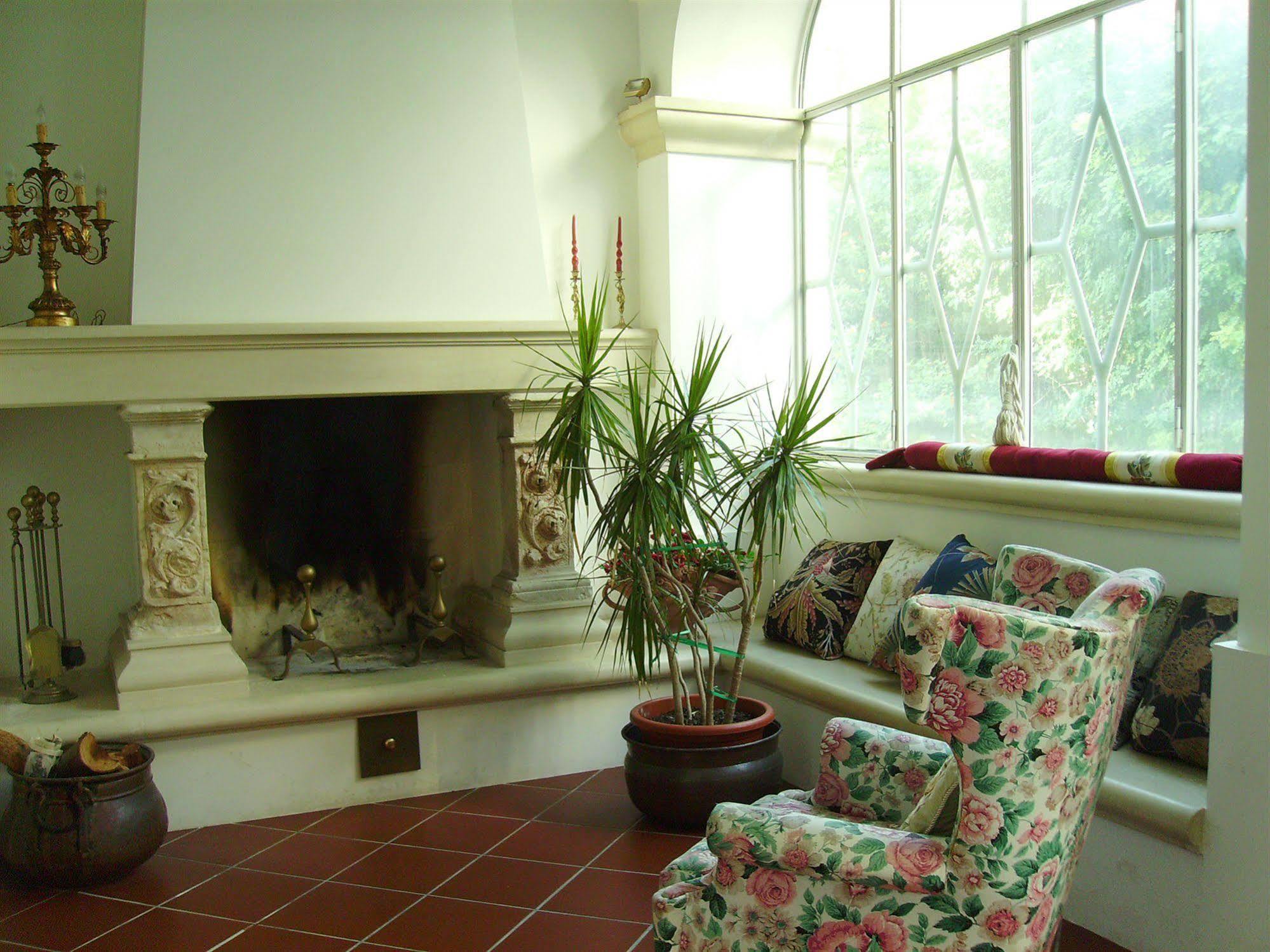 Antica Villa La Viola, Suite With Private Pool Лече Екстериор снимка