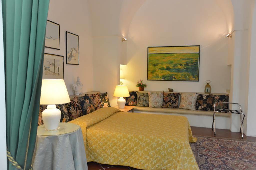 Antica Villa La Viola, Suite With Private Pool Лече Екстериор снимка